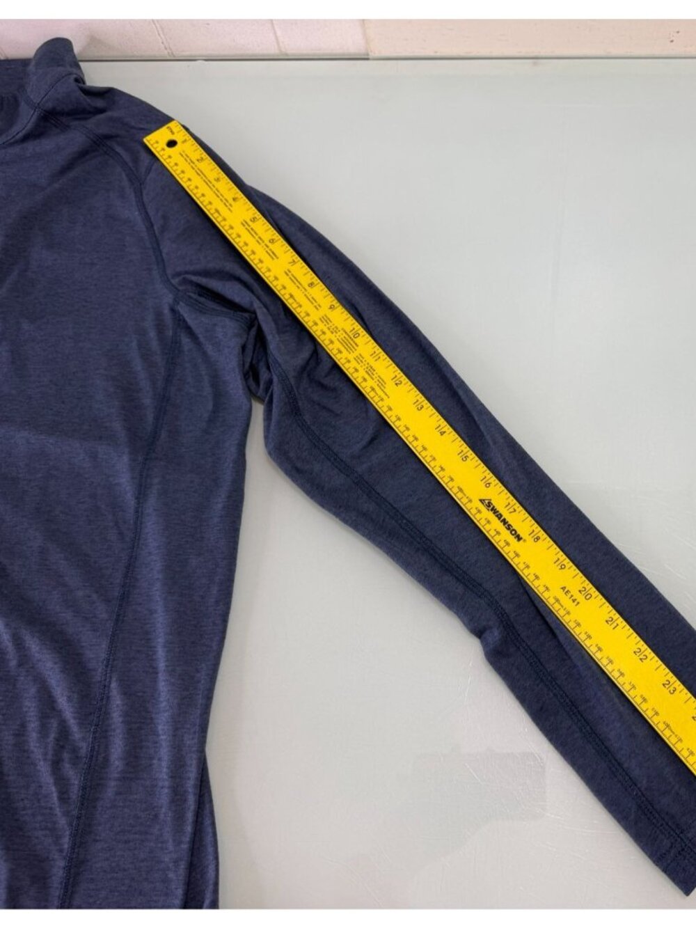 Travis Mathew Golf Sweatshirt Pullover Men L Quarter 1/4 Zip Performance Stretch - Picture 6 of 6